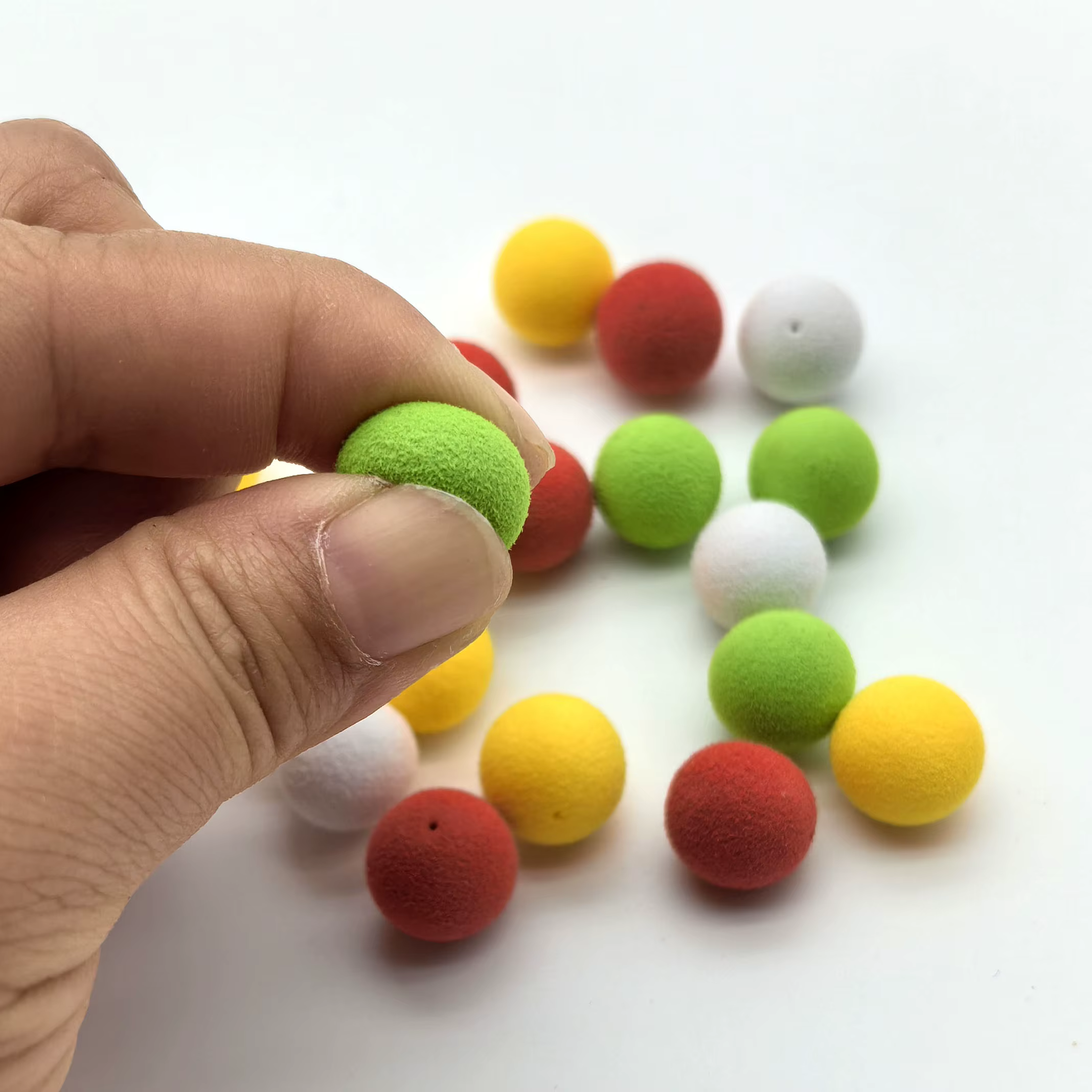 Flotadores EVA para Pesca de Carpa – Bolas de Superficie - imagen 5
