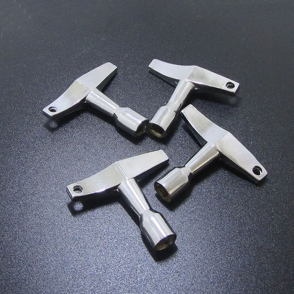 Detalle del material y acabado de la llave de afinación