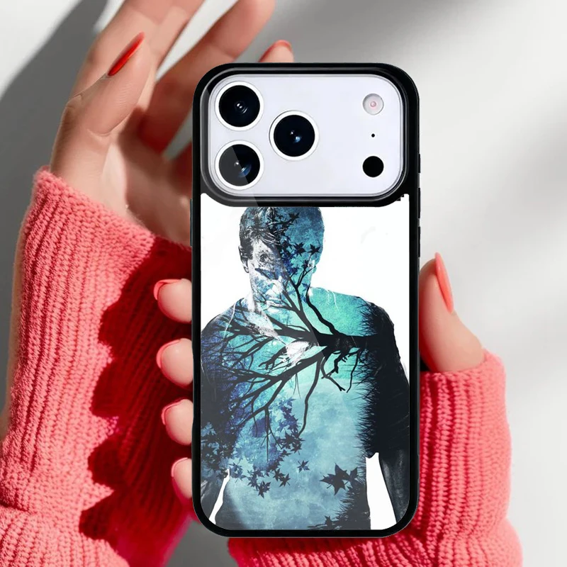 Ejemplo de la funda puesta en un iPhone 14 Pro Max
