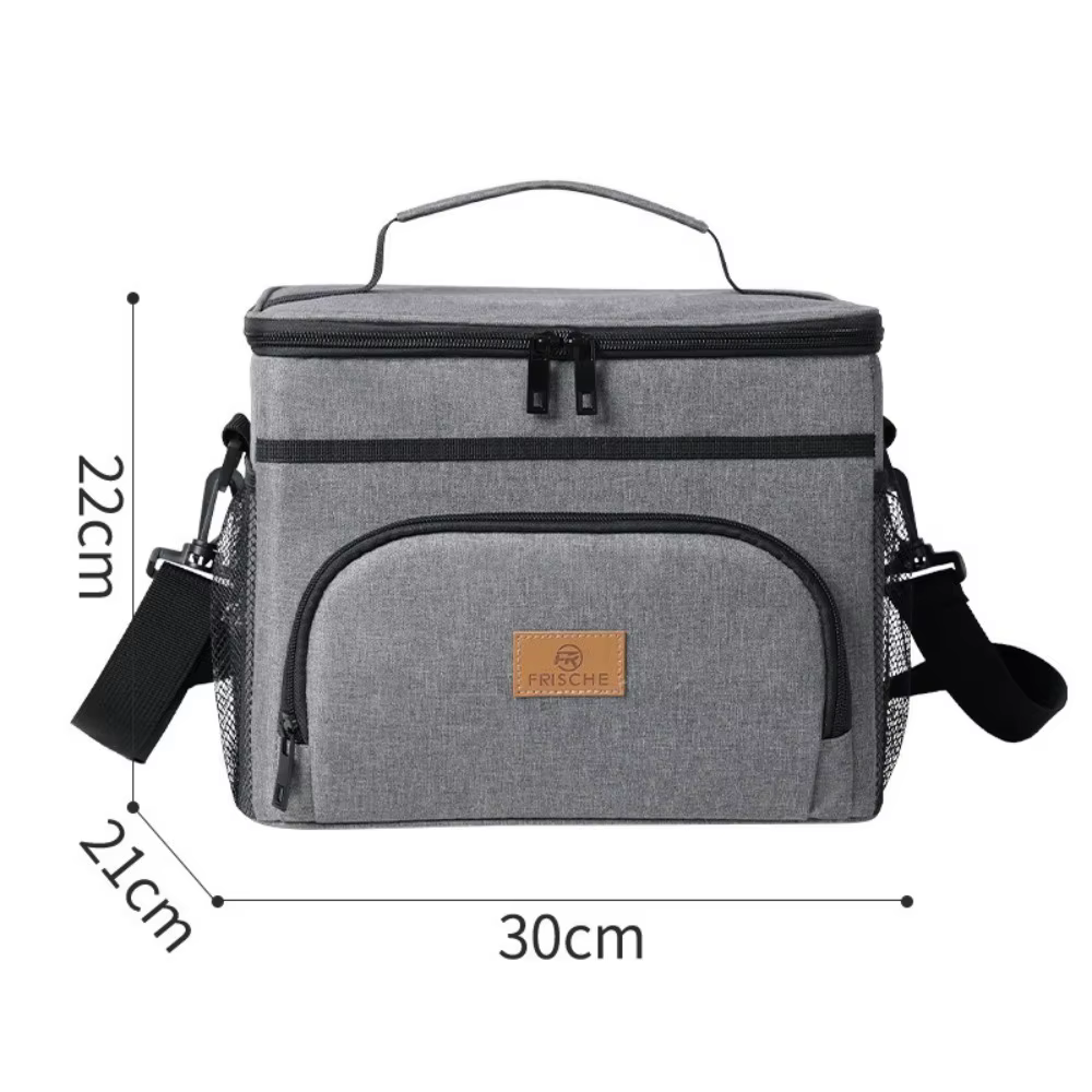 Bolsa en uso durante un picnic
