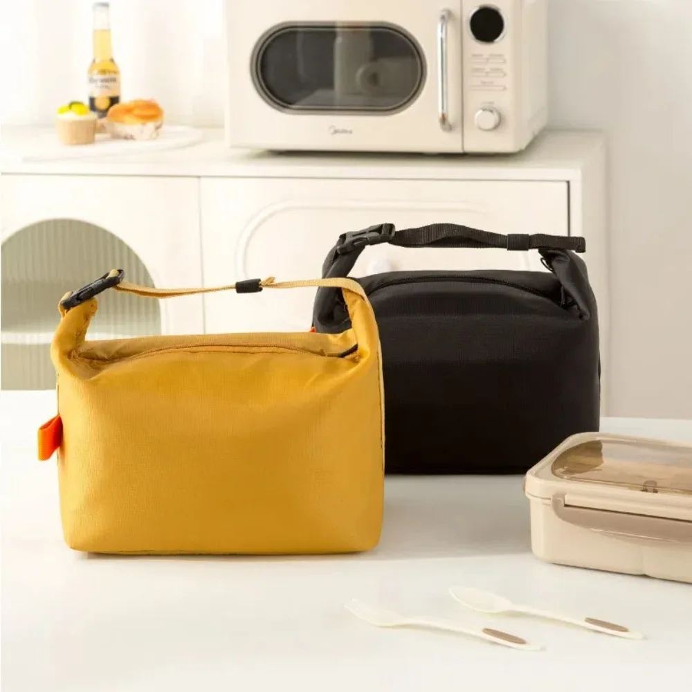 Bolsa aislante en color amarillo