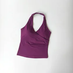 Top deportivo transpirable con sujetador incorporado y cuello halter