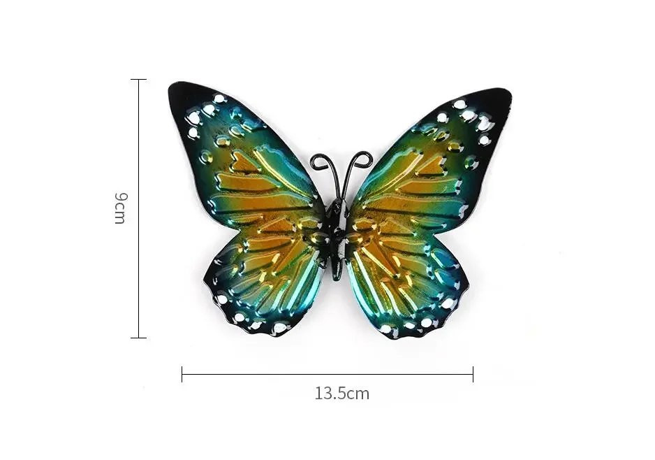 Mariposa metálica 3D decorativa vista frontal