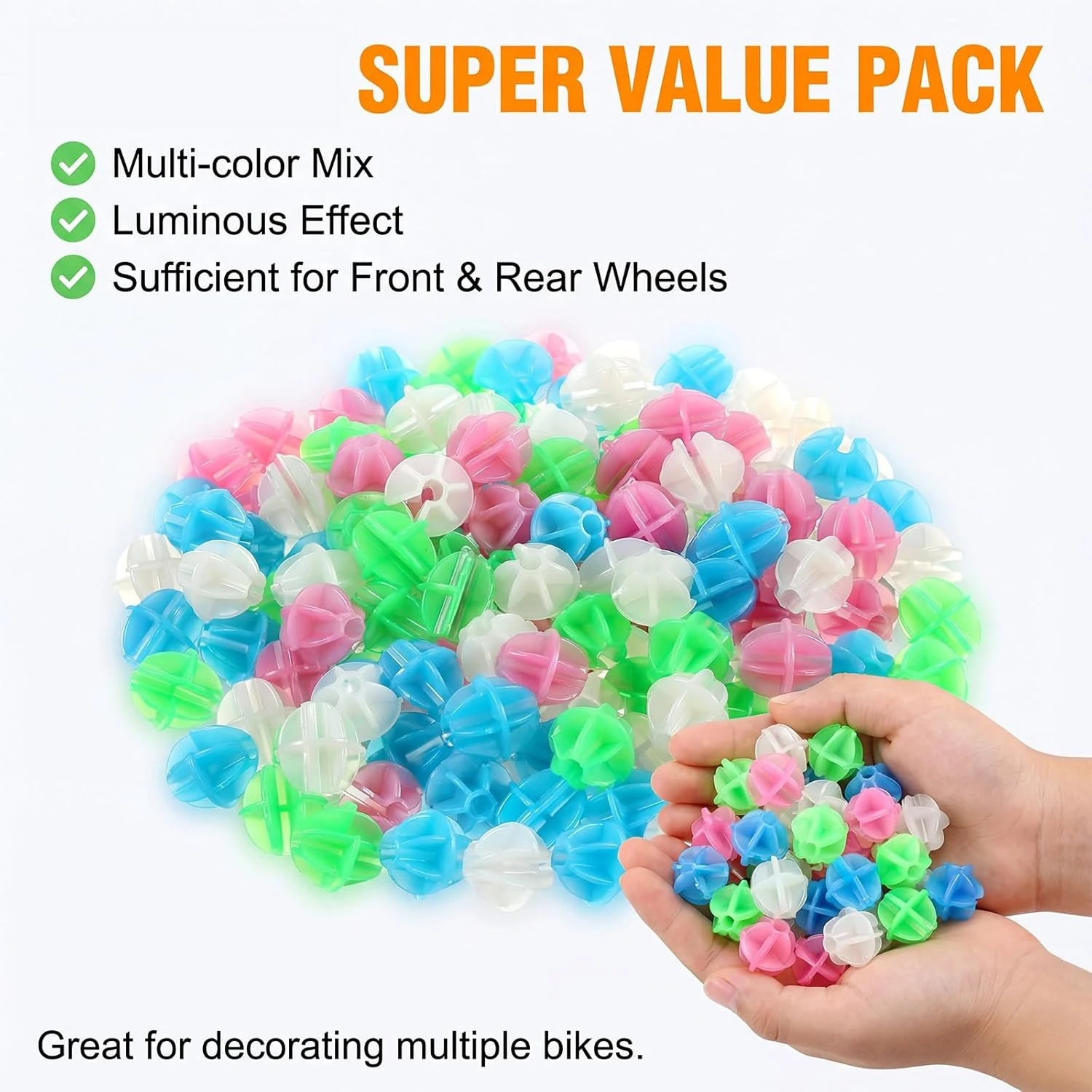 Detalle de cuentas de colores en radios de bicicleta