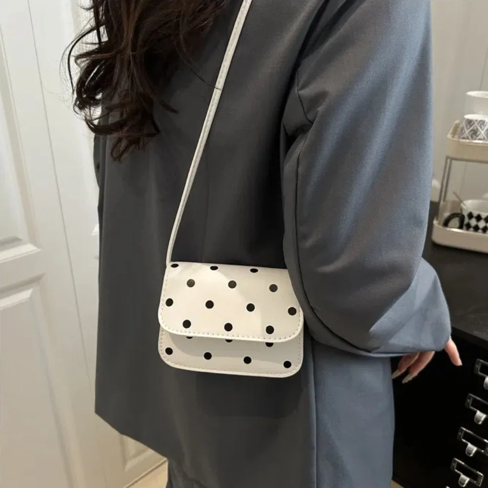 Bolso bandolera mini polka dot con forro de poliéster ligero - imagen 2