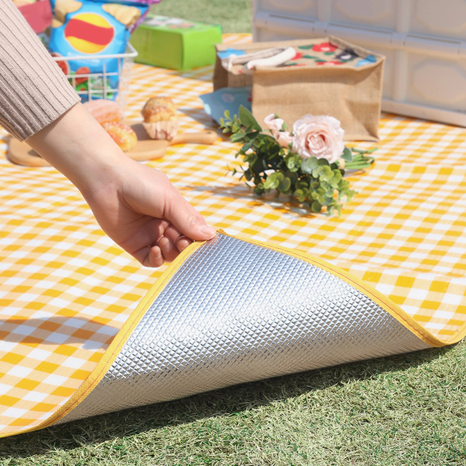 Alfombra de camping impermeable doble cara con aluminio, plegable - imagen 4
