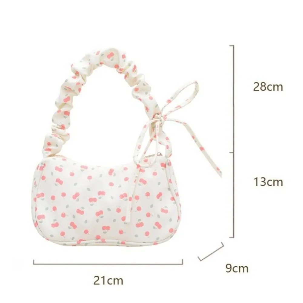 Bolso floral plisado en color blanco