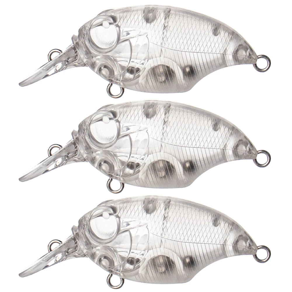 Crankbait sin pintar mostrando su forma alargada
