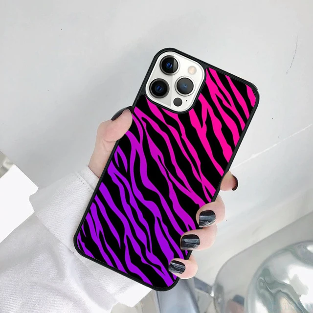 Detalle del patrón cebra y textura de la funda
