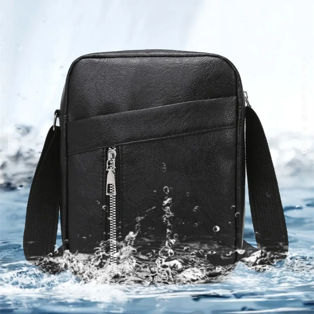 Bandolera impermeable de piel sintética hombre negro gran capacidad exteriores - imagen 3