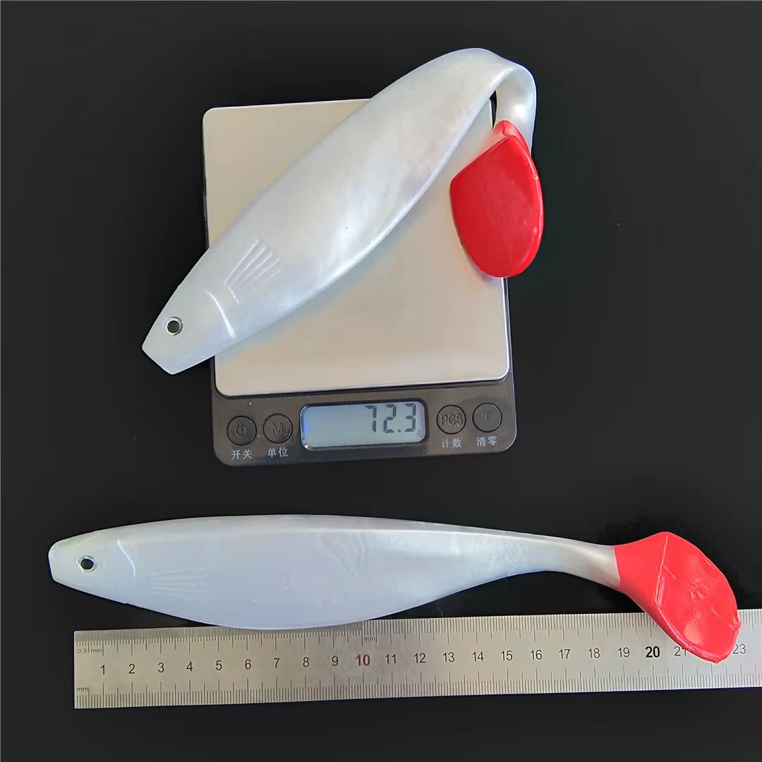 Señuelo Shad de vinilo Swolfy 23 cm – Cola de paleta lubina y lucio - imagen 2