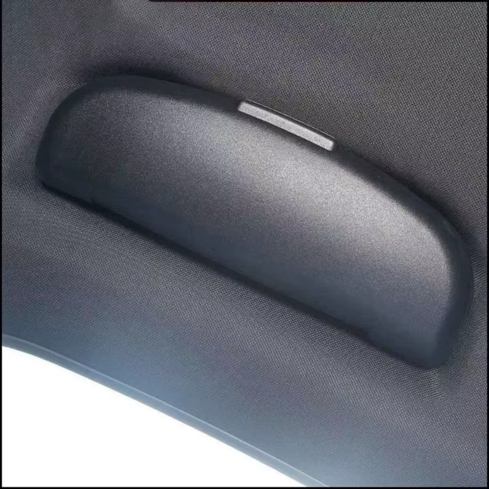 Interior del estuche rígido para gafas de automóvil