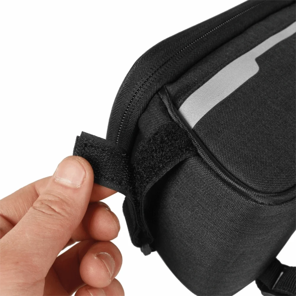 Espacio compacto para accesorios de ciclismo