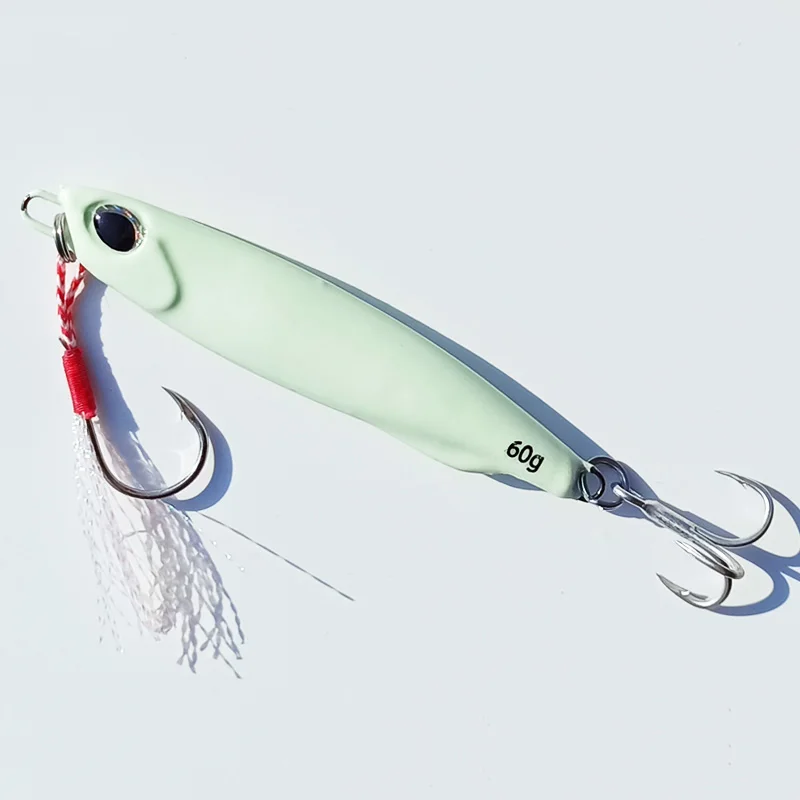 Jigs de lanzado con acabado metálico y brillo