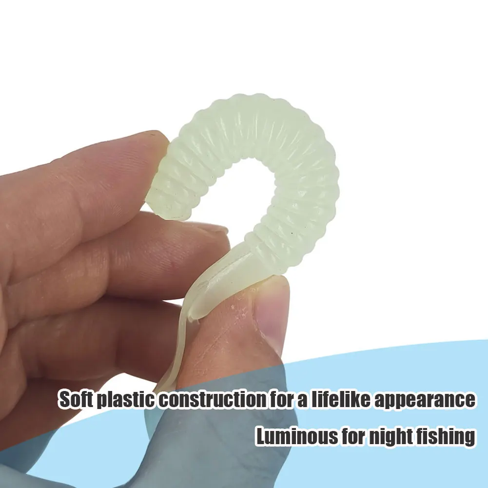 Señuelo vinilo larva luminosa de una cola para lubina - imagen 5
