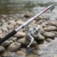Set de pesca señuelos blandos Mino: caña rosa y carrete con línea - imagen 5