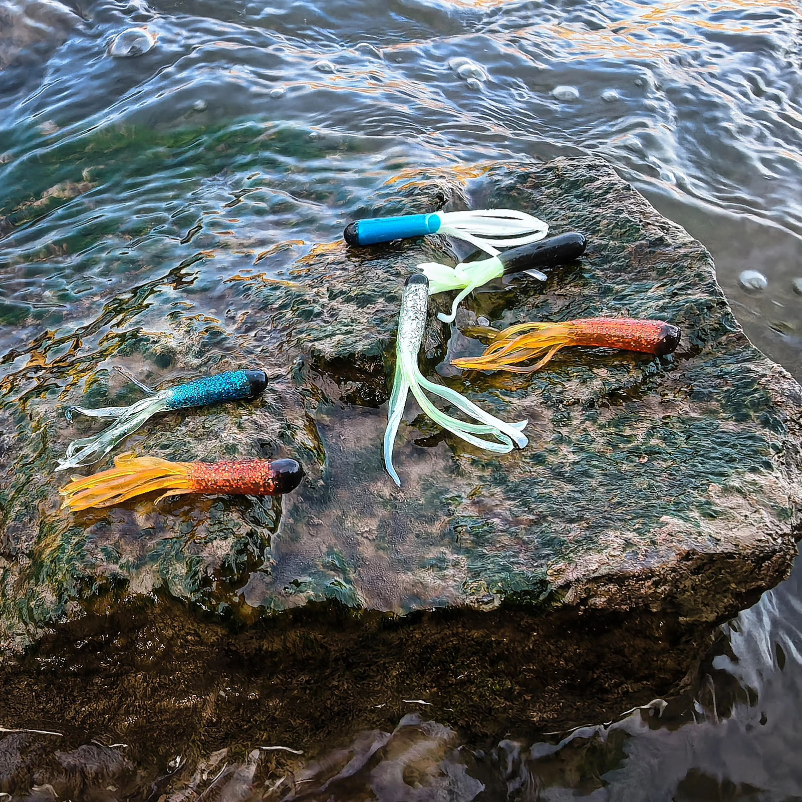 Kit de señuelos pulpo FREE FISHER con jig head para lubina - imagen 5