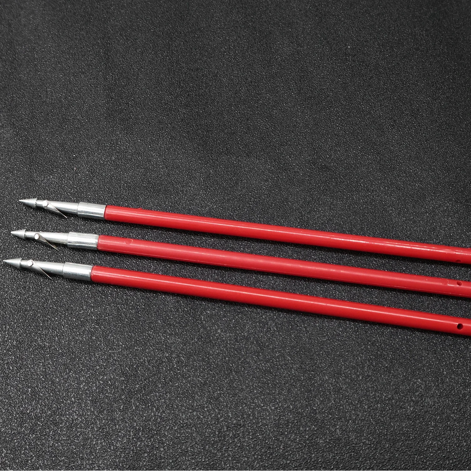 Flechas de pesca cortas con punta barbada
