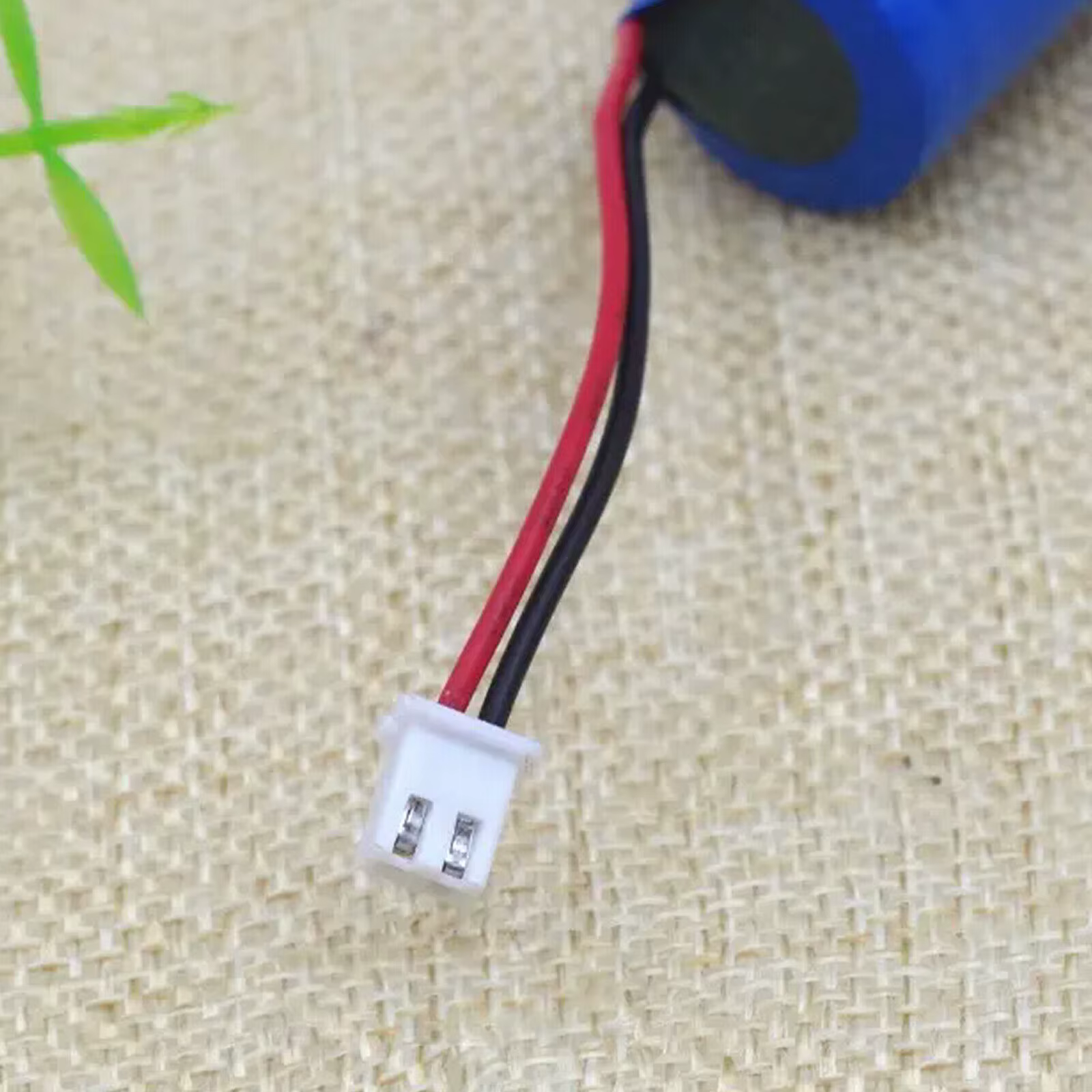 Batería recargable de litio 18650 para luz LED de pesca - imagen 2