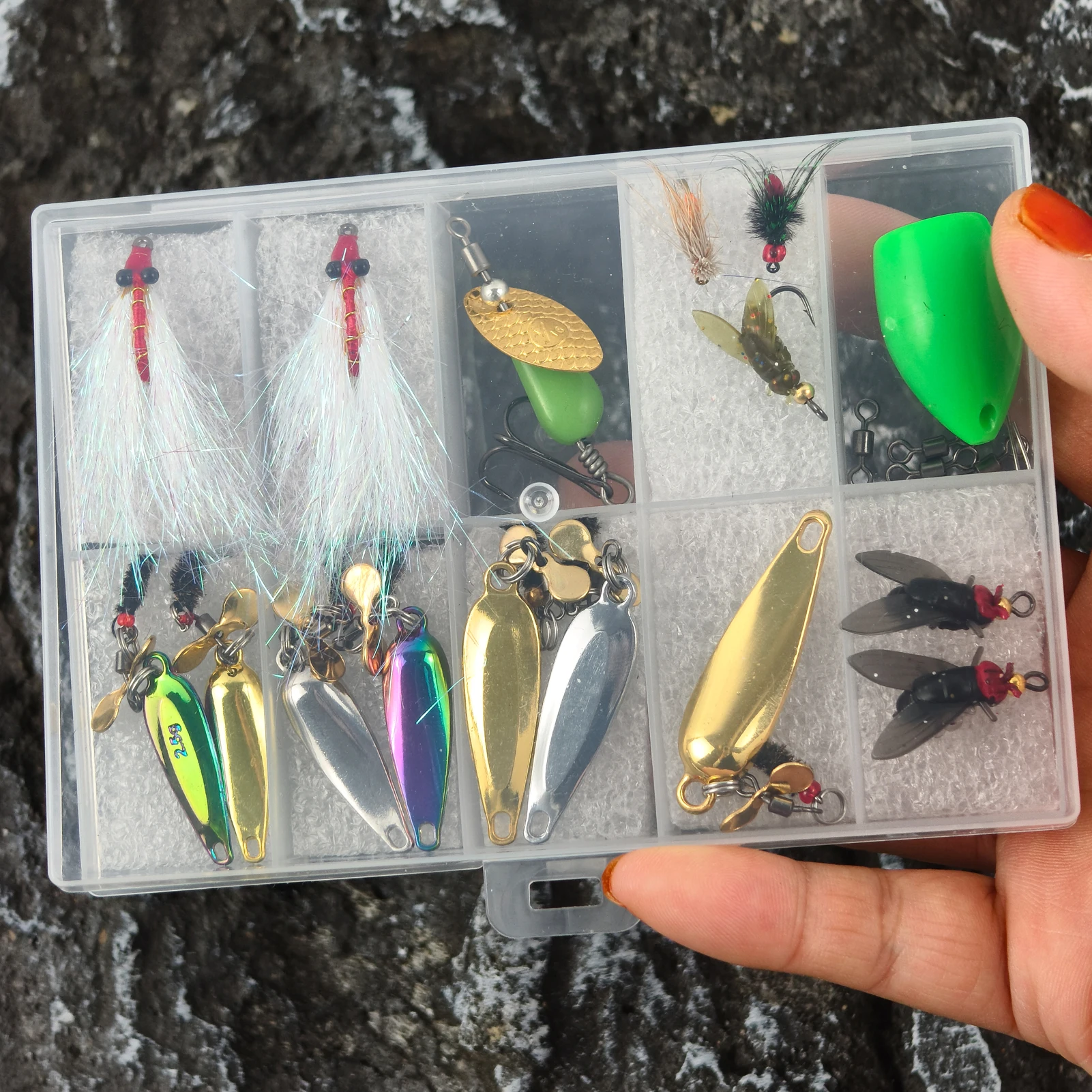Señuelos de cuchara y giratorios Free Fisher con hoja metálica - imagen 4