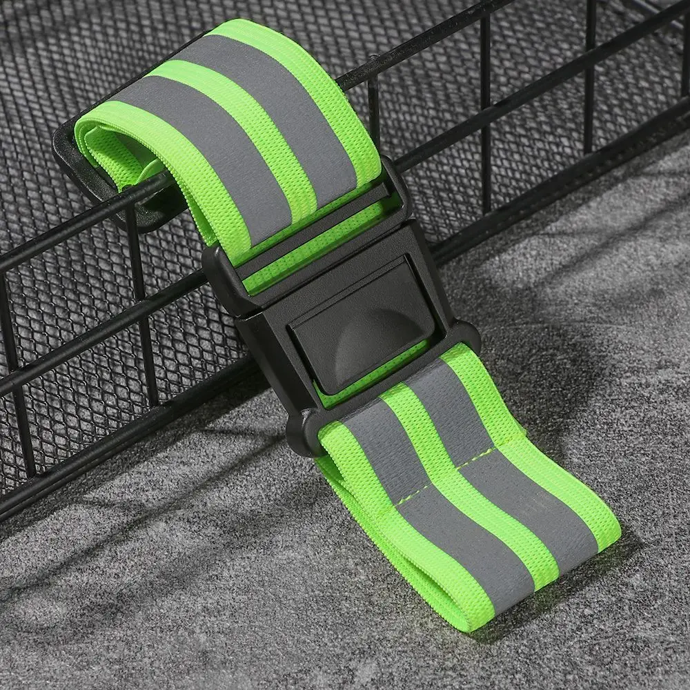 Brazalete reflectante para bicicleta con tira en manos y piernas - imagen 3