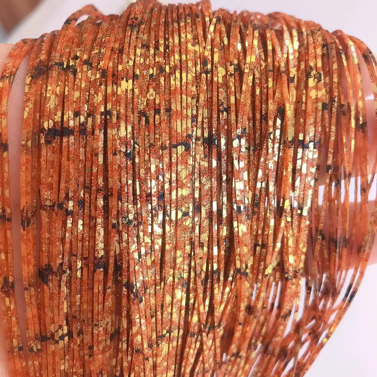 Detalle de las tiras de silicona mostrando flexibilidad y color