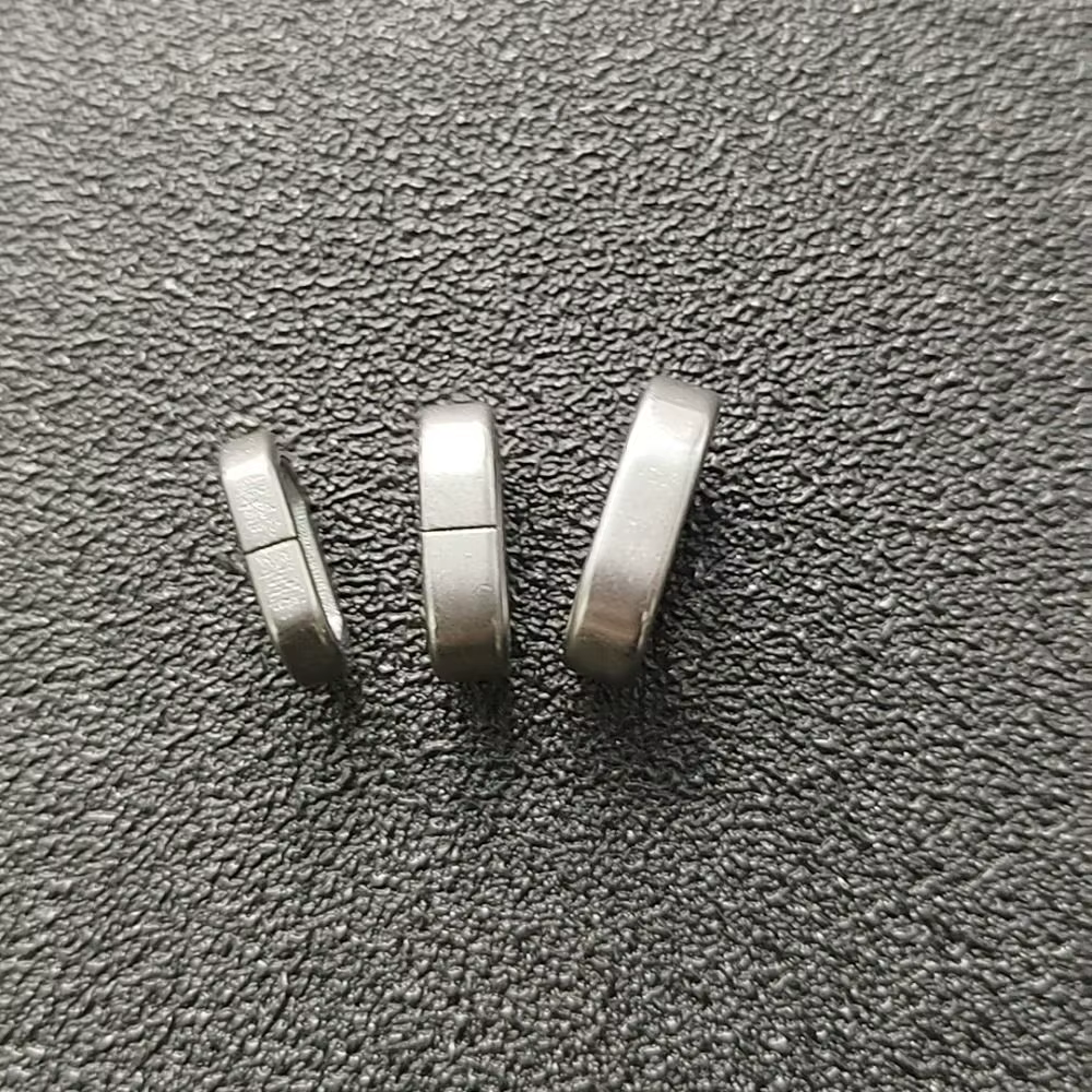 Hebilla titanio gris para llavero EDC, herramienta de exterior - imagen 5