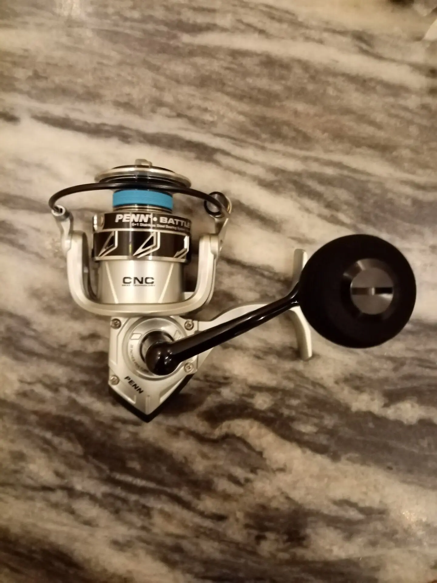 Carrete giratorio PENN Battle III 2500DX para pesca en agua salada - imagen 2