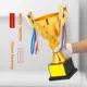 Trofeo de metal dorado para campeones, gran escultura plástica