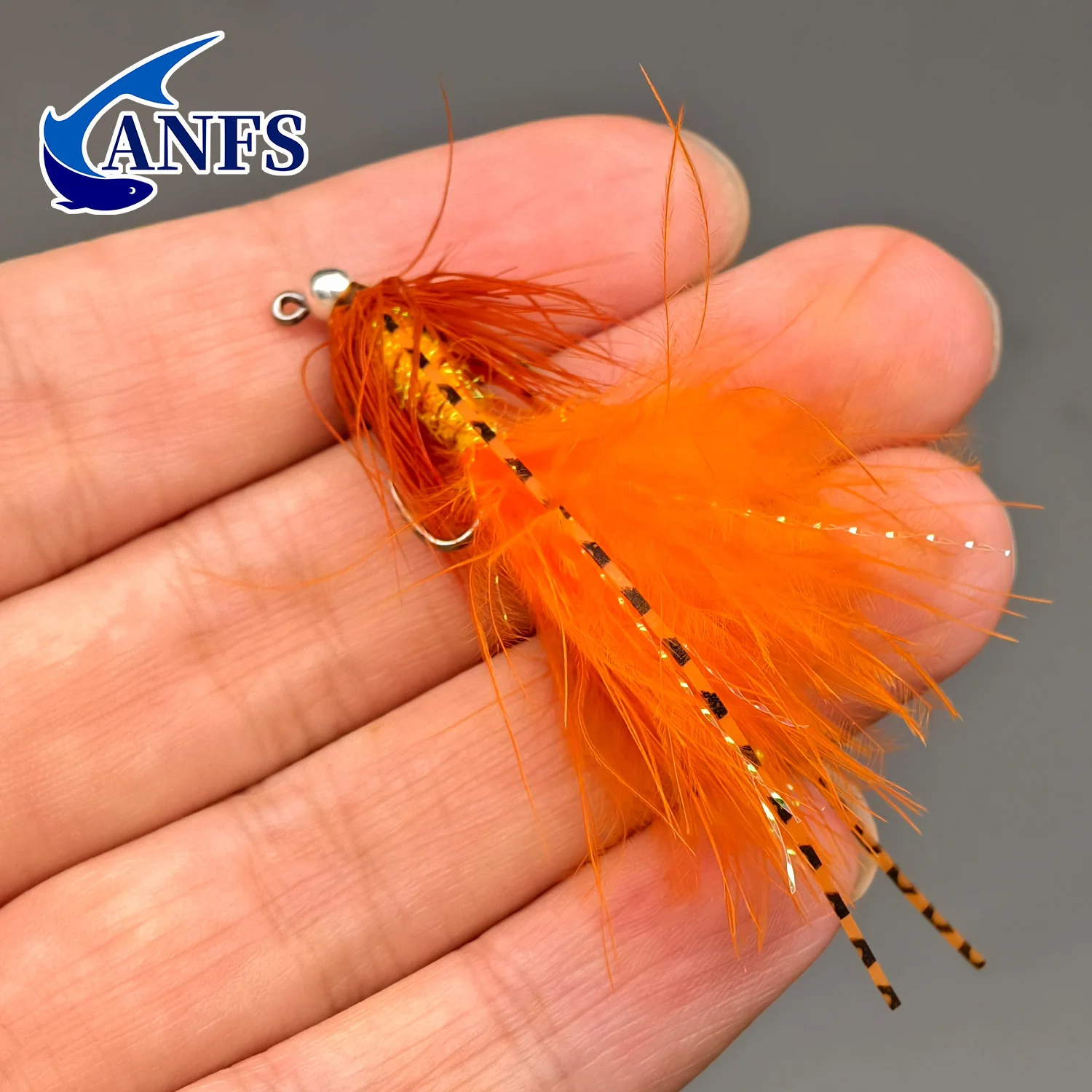 Muestra del patrón Wooly Bugger y el acabado del hackle