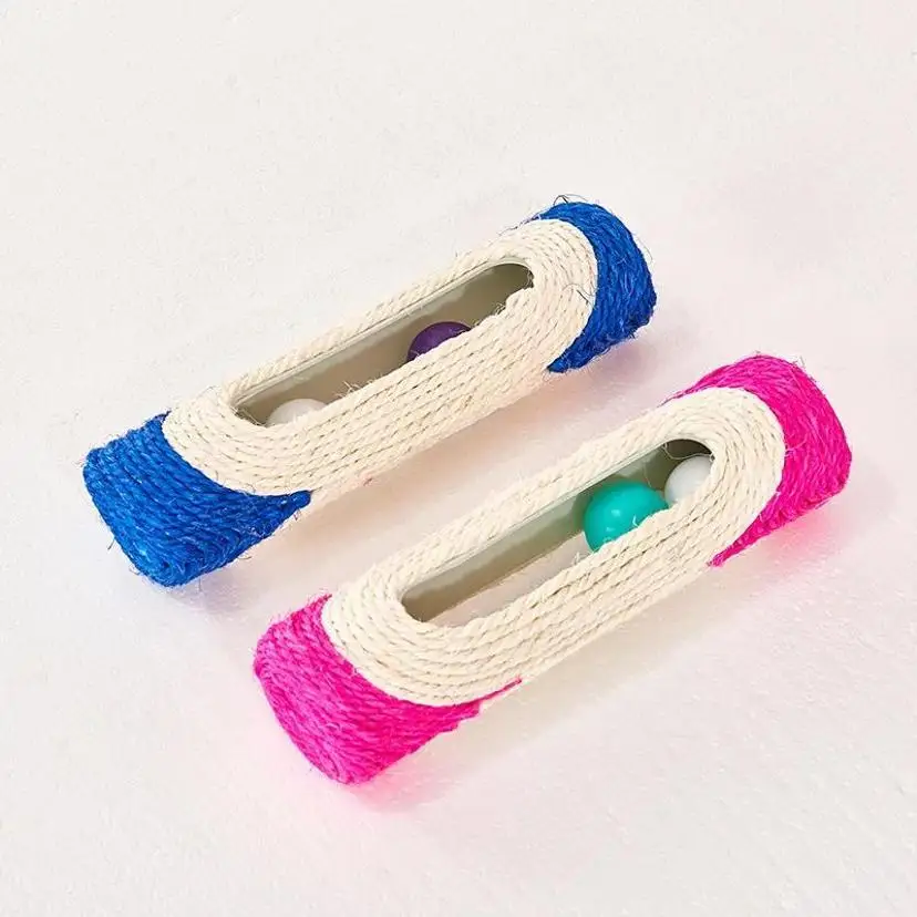 Poste rascador de sisal con bolas rodantes y plumas para gatos - imagen 2