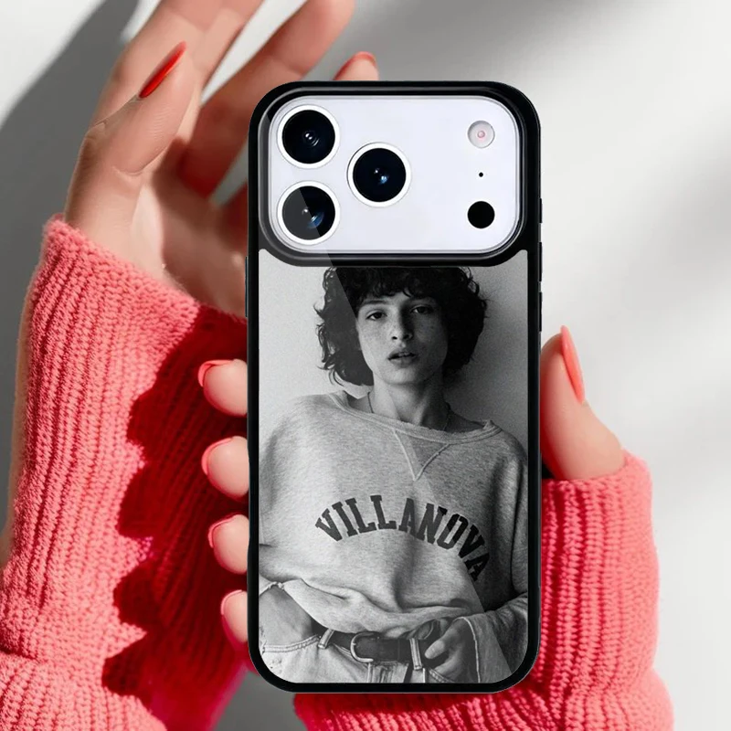 Funda con imagen del actor Finn Wolfhard para iPhone