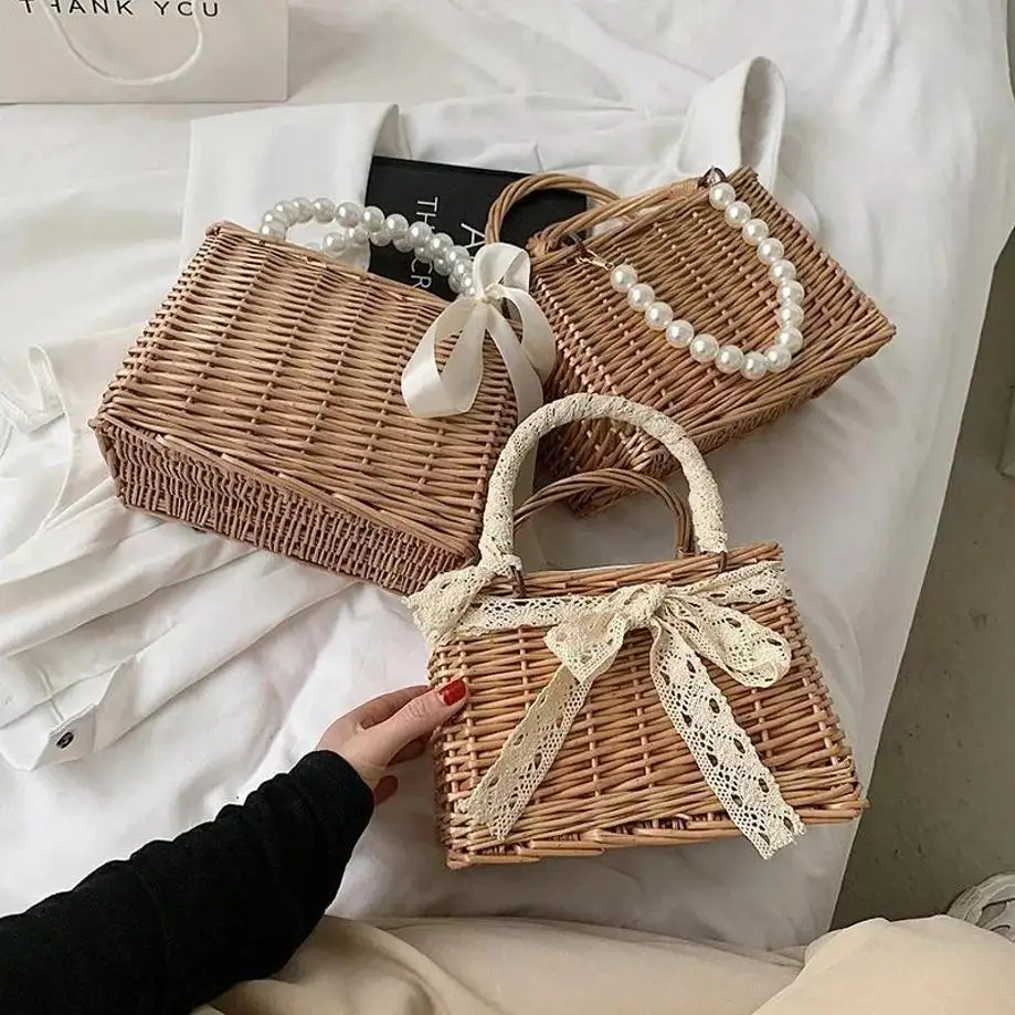 Bolso de mimbre tejido a mano con diseño floral - imagen 5