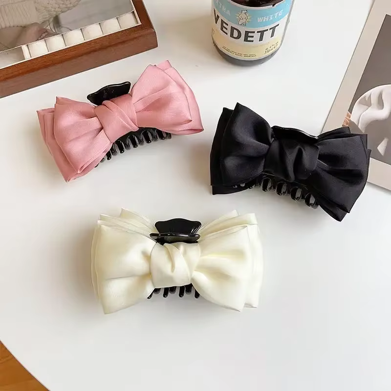 Pinza de pelo con lazo de doble cara