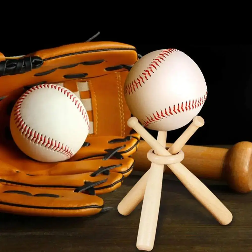 Soporte de madera triangular para pelotas de béisbol DIY - imagen 2