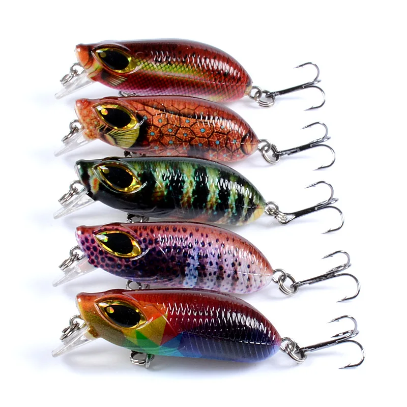 Vista detallada del señuelo de crankbait pintado a mano
