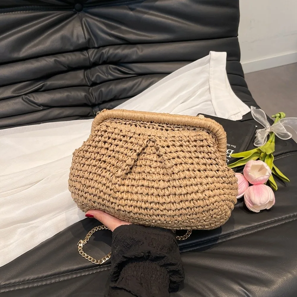 Bolso de mano de paja