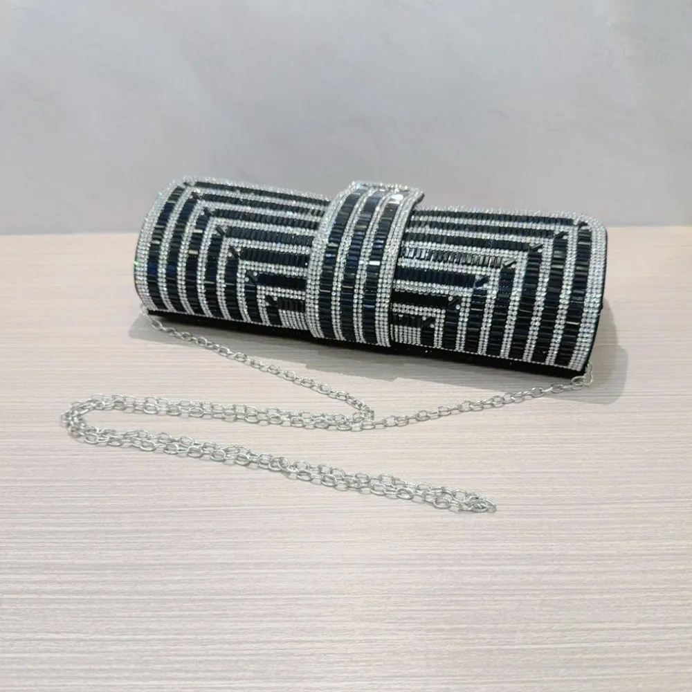 Bolso de mano de noche con diamantes tipo bandolera elegante - imagen 4
