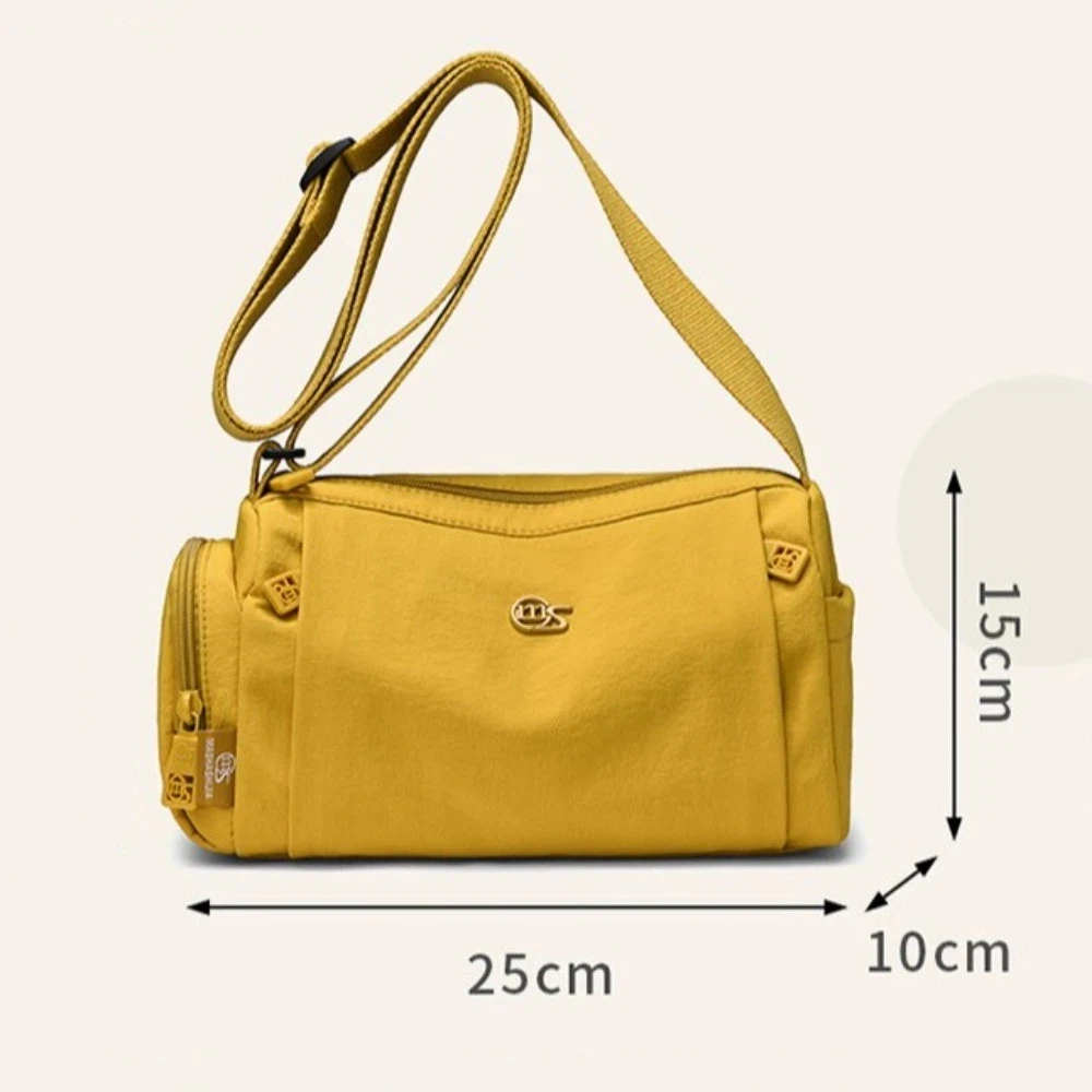 Bolso de hombro multibolsillos con estilo moderno