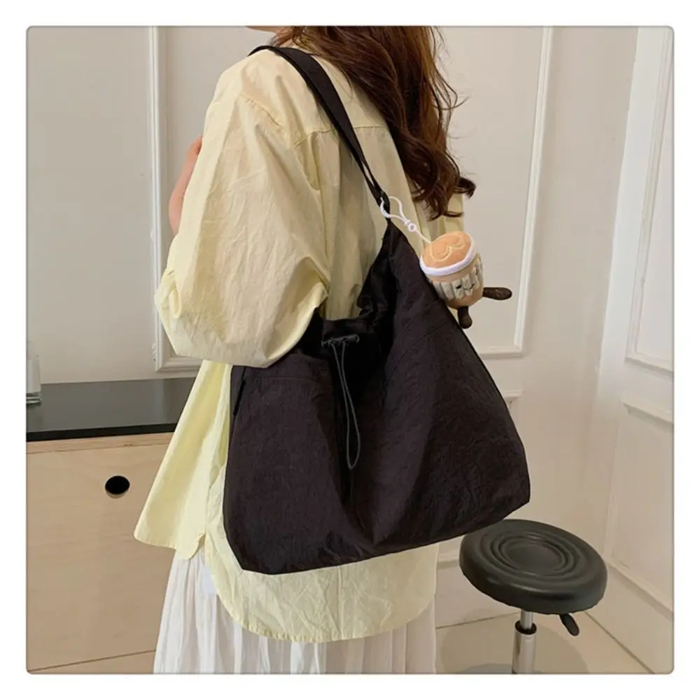 Bolso bandolera de nylon mujer moderno – gran capacidad color liso - imagen 2