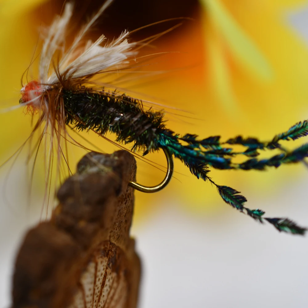 MNFT Plumas de pavo real para ninfa y scud – mosca - imagen 3