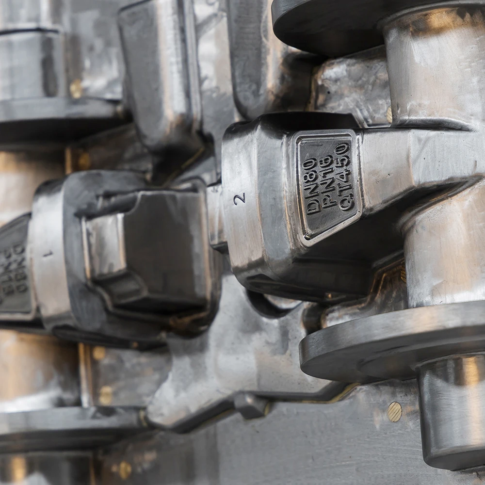 Mecanizado CNC de alta precisión: moldes de aluminio para cuerpos - imagen 2