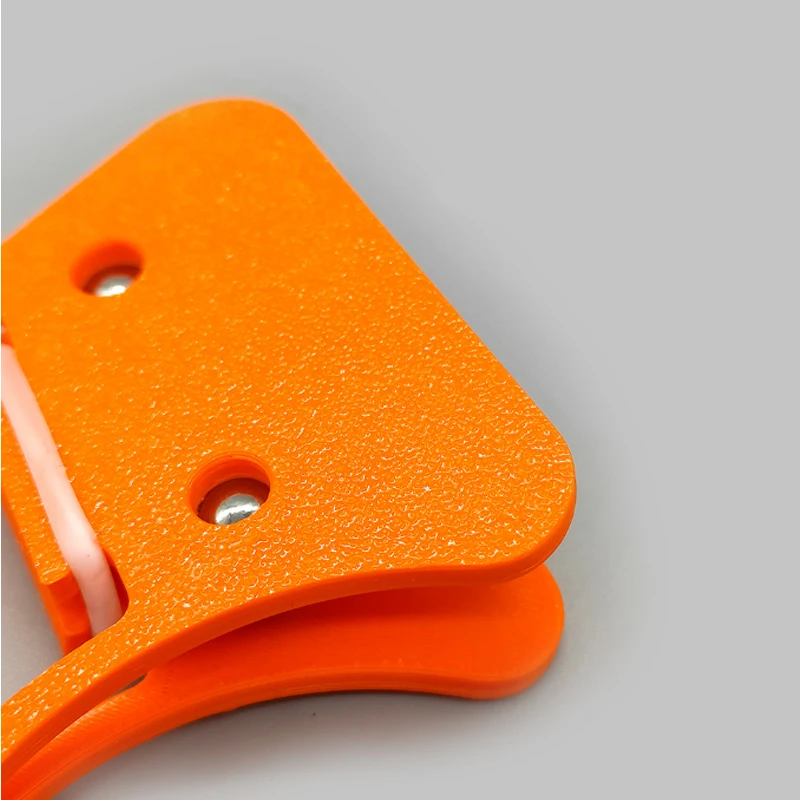 Accesorio para atado y sujeción