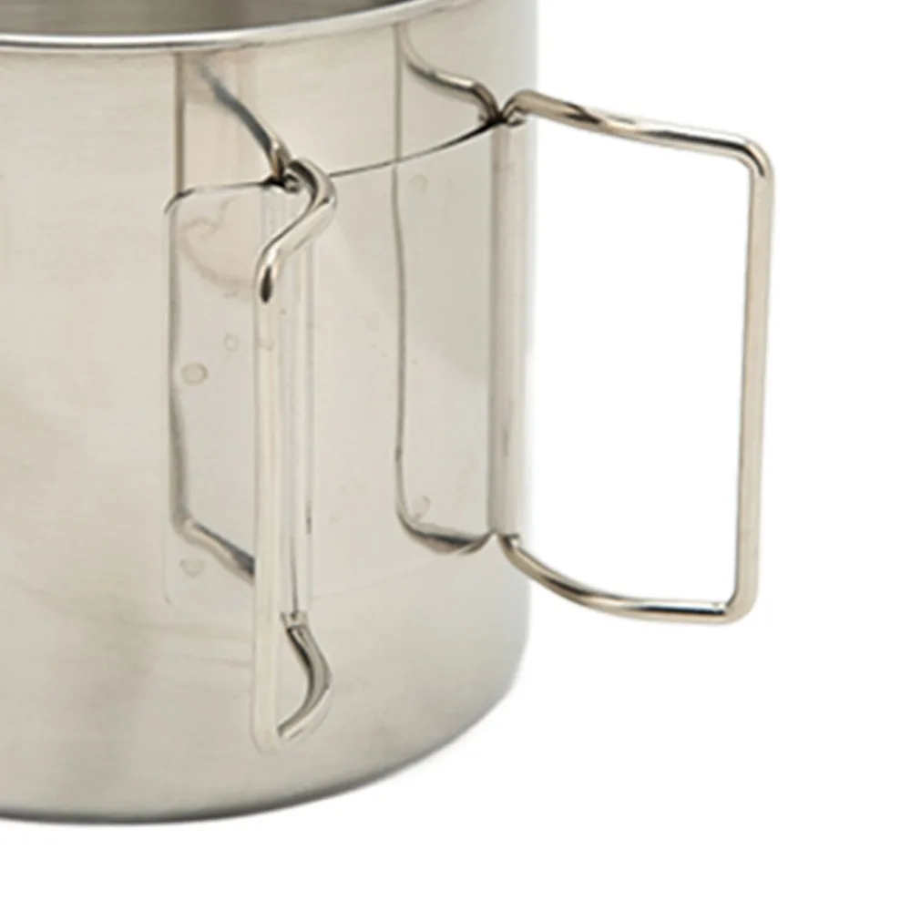 Tazas de camping con diferentes capacidades