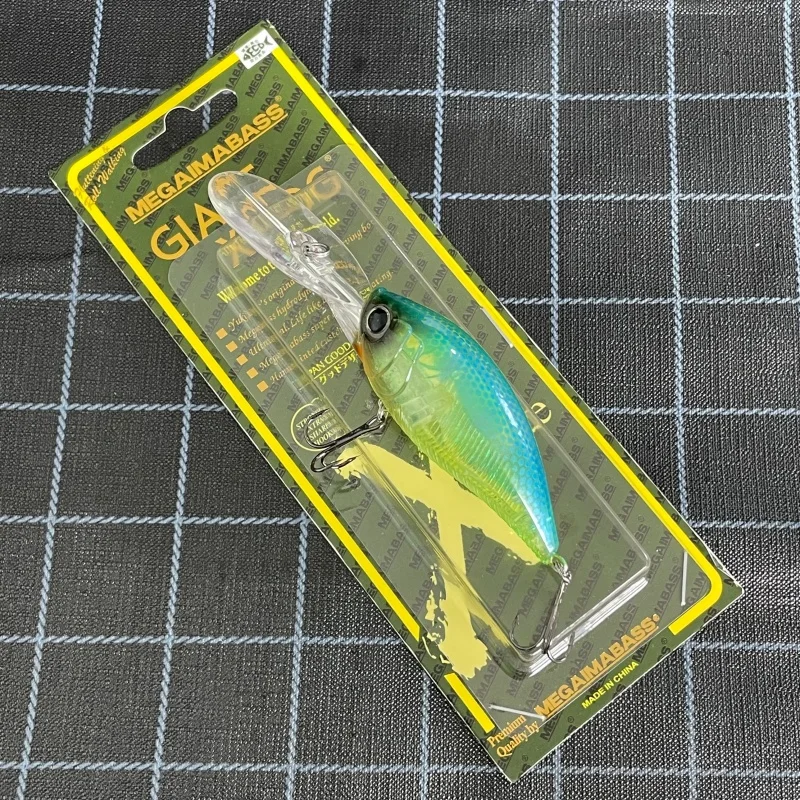Señuelo japonés CB033 para lubina