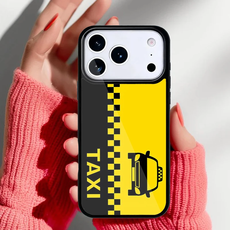 Funda mostrando el detalle del diseño de taxi amarillo
