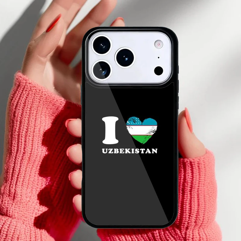 Vista trasera completa del iPhone con la funda puesta