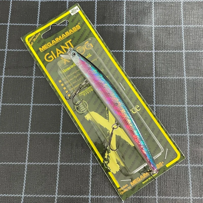 Señuelo flotante tipo minnow de pesca
