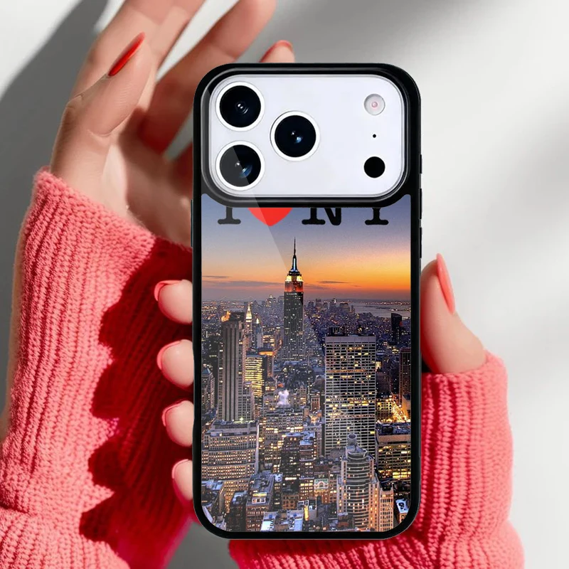 Detalle del diseño nocturno de Nueva York en la parte trasera de la funda