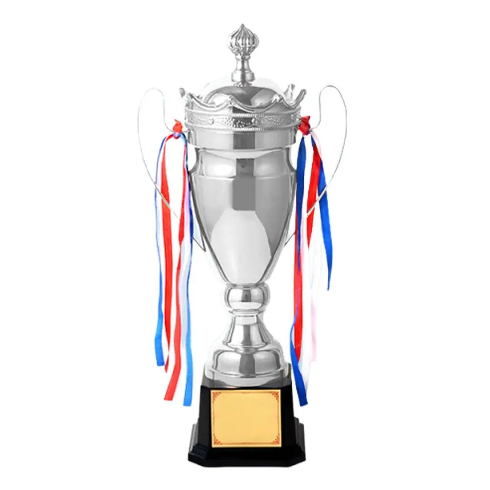 Copa Trofeo Metal Dorada con Tapa y Corona de Premio - imagen 2